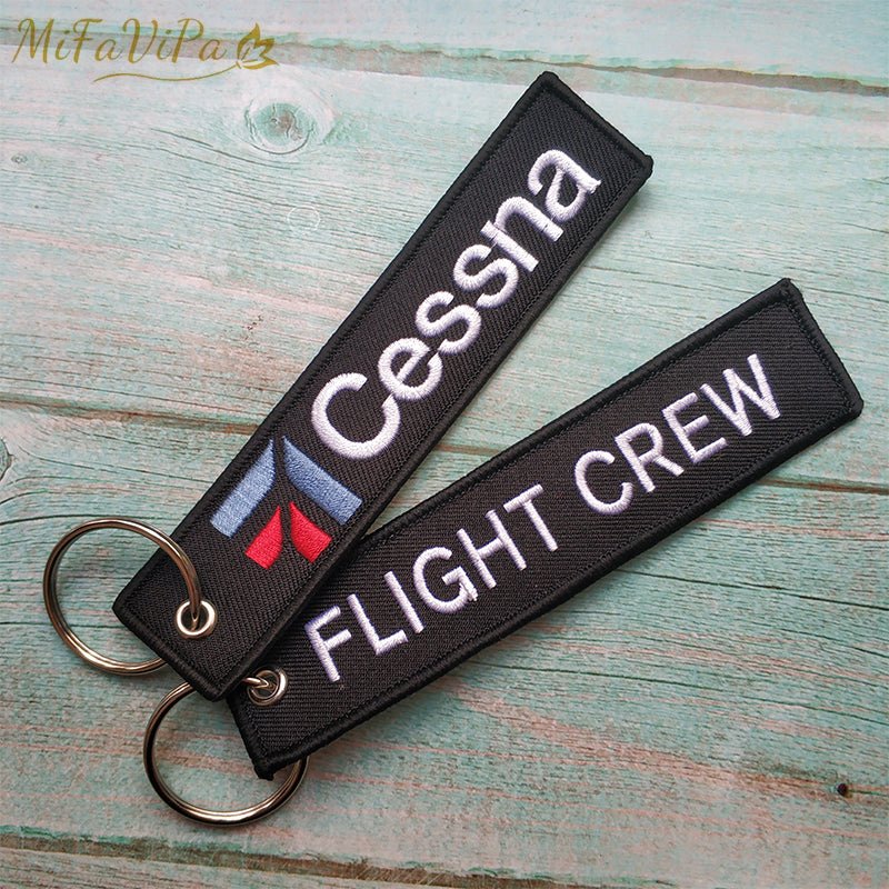 2 PCS CESSNA AVIATOR KEYCHAIN AIRCRAFT KEY CHAIN FLIGHT CREW - PILOTSX