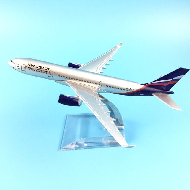 20CM AEROFLOT RUSSIAN AIRCRAFT MODEL DIECAST METAL MODEL AIRPLANES 16CM A330 1:400 A380 AIRBUS AIRPLANE MODEL TOY PLANE GIFT - PILOTSX