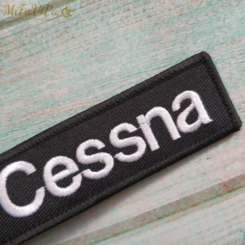 30 PCS EMBROIDERY 15 PCS CESSNA KEYCHAIN - PILOTSX