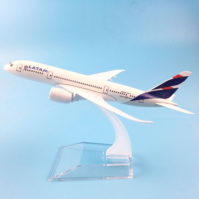 A380 BOEING 777 LATAM ALLOY METAL MODEL AIRPLANE MODEL W STAND KIDS TOYS - PILOTSX