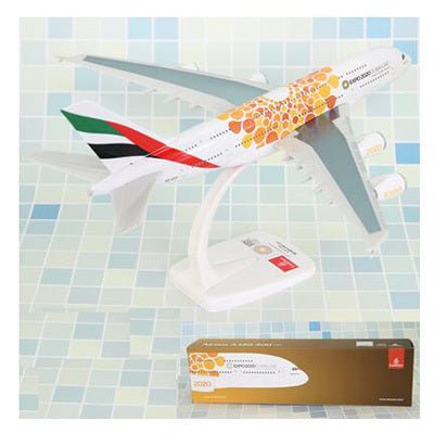 AIR FRANCE CONCORDE UNITED ARAB EMIRATES LUFTHANSA PLANE MODEL AIRPLANE MODEL AIRCRAFT - PILOTSX