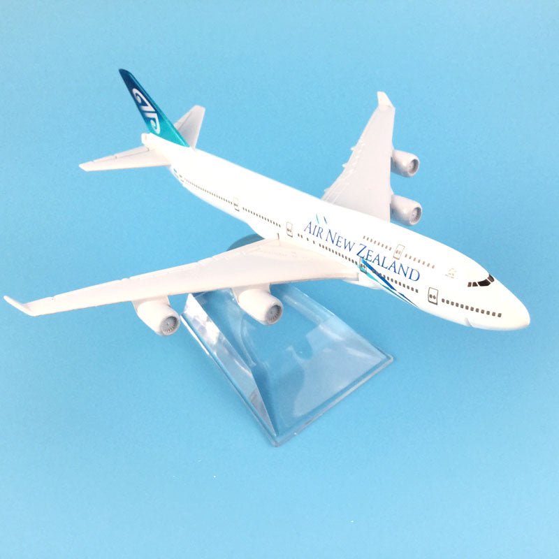 AIR NEW ZEALAND AIRLINES 747 16CM METAL ALLOY MODEL PLANE - PILOTSX