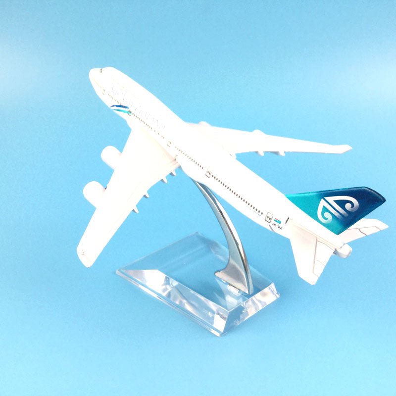 AIR NEW ZEALAND AIRLINES 747 16CM METAL ALLOY MODEL PLANE - PILOTSX