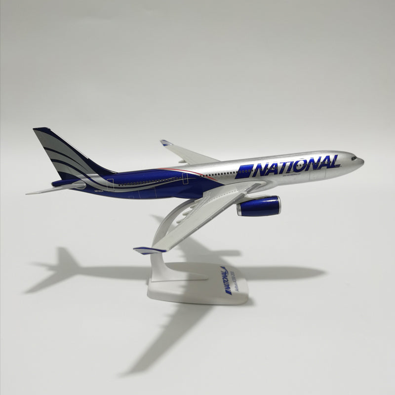 American National Airlines Airbus a330 Plane Model Airplane 1:200 Scale Diecast Plastic National planes AV8R