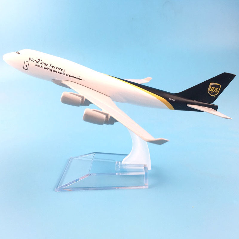 UPS Airlines Boeing 747 Aircraft Model 1:400 Diecast Metal Airplanes AV8R