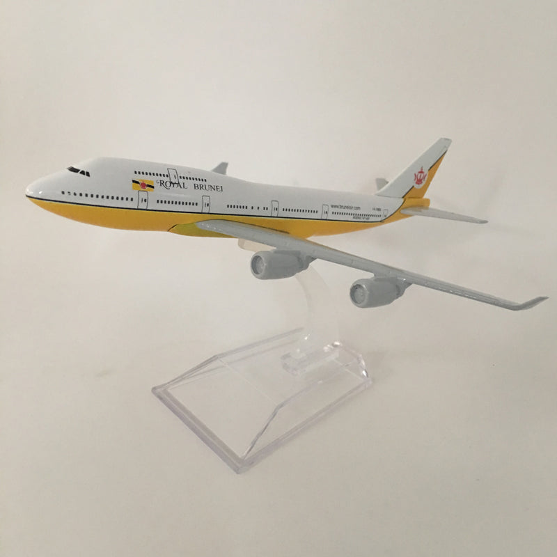 J Royal Brunei Boeing 747 Plane Model Airplane Model Aircraft Model Diecast Metal Airplanes AV8R