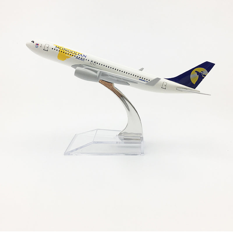 MONGOLIAN AIRLINES AEROPLANE MODEL BOEING 767 AIRPLANE AV8R