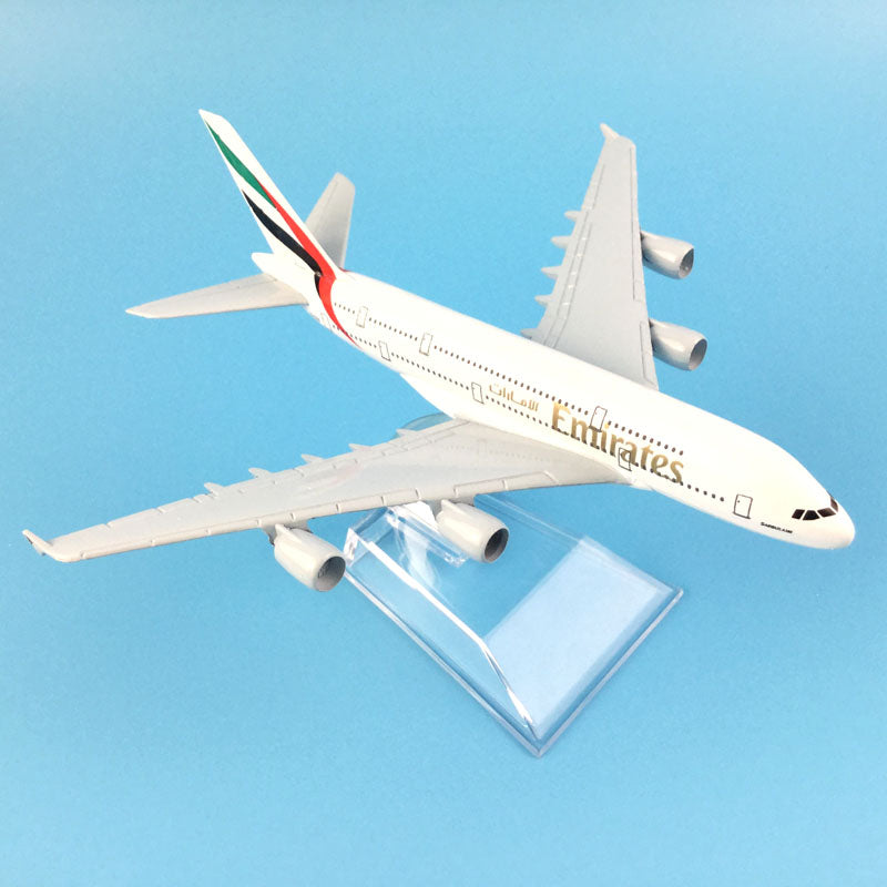 The United Arab Emirates Airbus A380 Metal Airplane Model Office Decoration Toy Gift AV8R