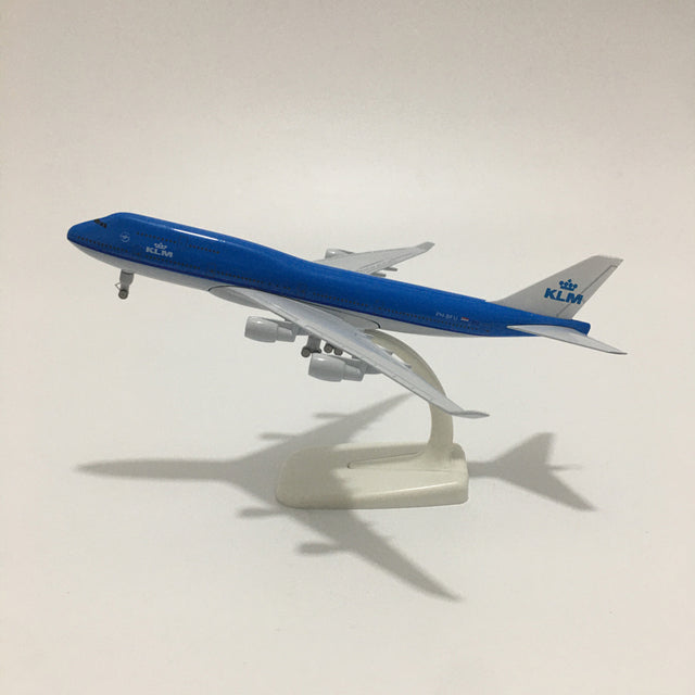 KLM ERJ-175 Plane Model Airplane 1:100 Scale Diecast Plastic KLM Royal Dutch Airlines E-175 planes AV8R