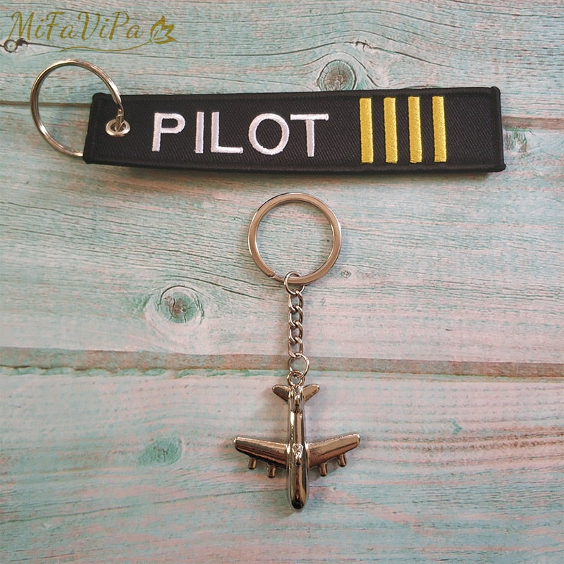 Pilot Aircraft Key Chain THE AVIATOR