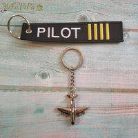 Thumbnail for Pilot Aircraft Key Chain THE AVIATOR