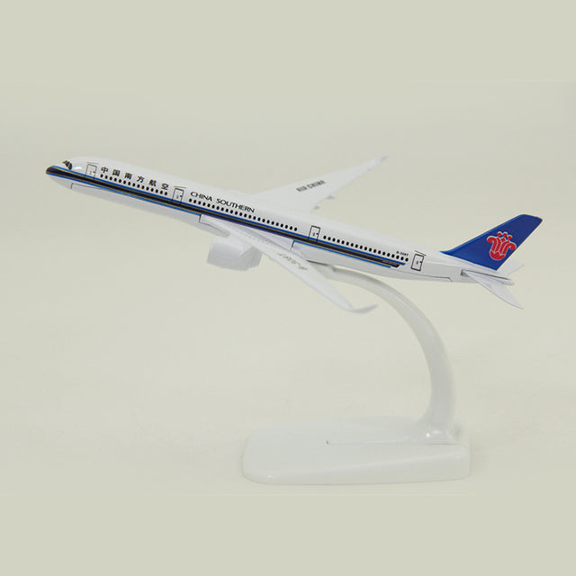 China Southern Airlines Airbus a350 Airplane Model 1:400 Scale Diecast Metal Aircraft AV8R