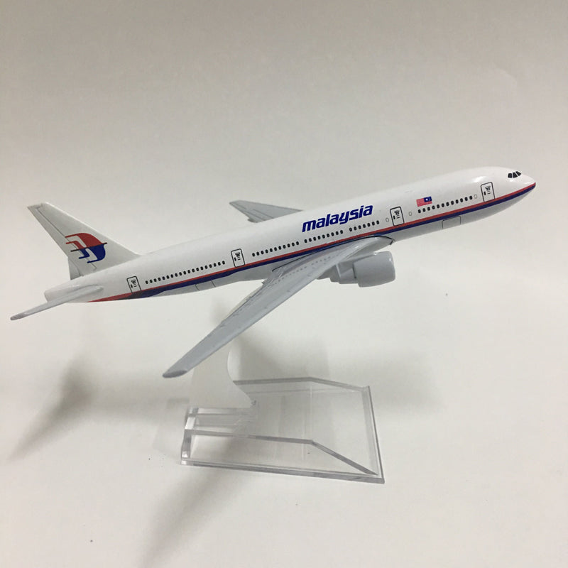 Malaysia Airlines Boeing 777 Plane Model Airplane Model Aircraft Model 1:400 Diecast Metal planes AV8R