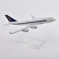 Thumbnail for Singapore Airlines Boeing B747 Boeing b777 Airbus A380 Airplane Model Aircraft AV8R