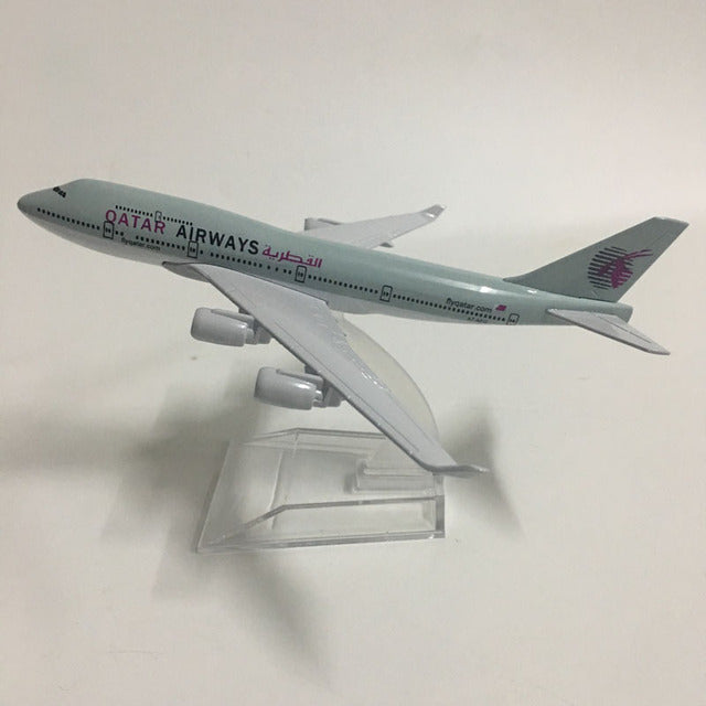 QATAR Airways Airbus A380 Plane Model Airplane Model Aircraft Model 1:400 Diecast Metal Airplanes Plane AV8R