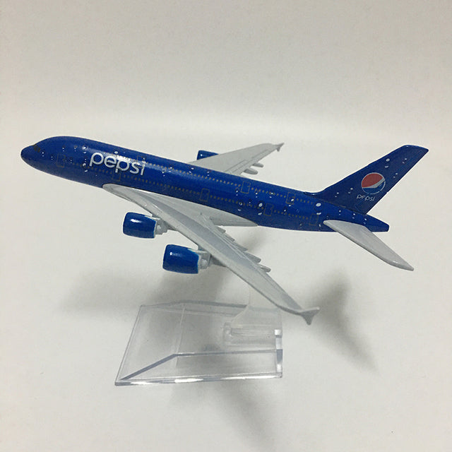 Russian aviation 16cm Metal Aircraft Plane Model toys A330 Boeing 777 DHL Airbus Airplane Model AV8R