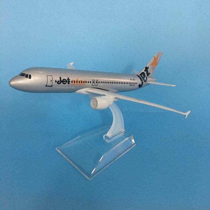 JETSTAR AIRWAYS METAL ALLOY MODEL PLANE AIRCRAFT MODEL TOY AIRPLANE AV8R